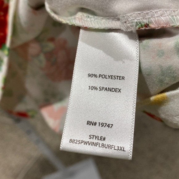 The Pioneer Woman Red Floral Long Sleeve Top XXXL. Ptp is 26. - Picture 3 of 5